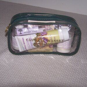 NEW CASWELL-MASSEY ENGLISH LAVENDER TRAVEL KIT